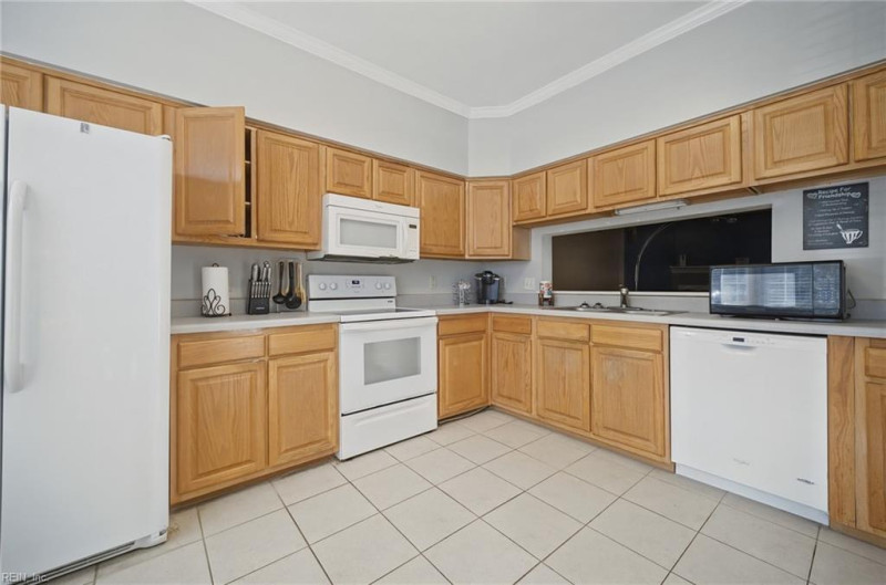 Photo 10 of 32 residential for sale in Chesapeake virginia Photo 10 of 32 residential for sale in Chesapeake virginia
