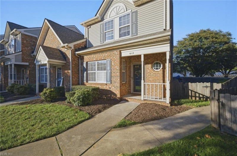 Photo 3 of 32 residential for sale in Chesapeake virginia Photo 3 of 32 residential for sale in Chesapeake virginia