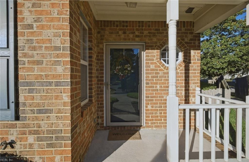 Photo 4 of 32 residential for sale in Chesapeake virginia Photo 4 of 32 residential for sale in Chesapeake virginia