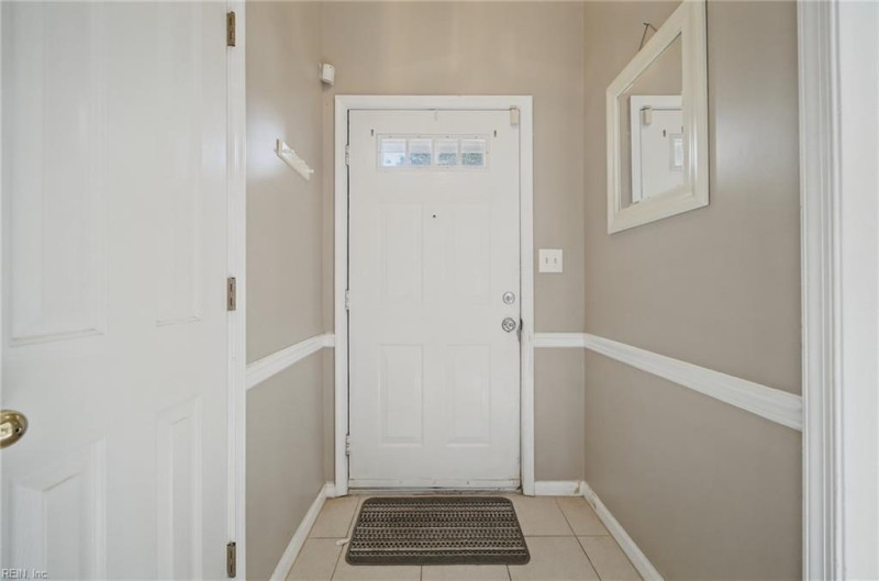 Photo 5 of 32 residential for sale in Chesapeake virginia Photo 5 of 32 residential for sale in Chesapeake virginia