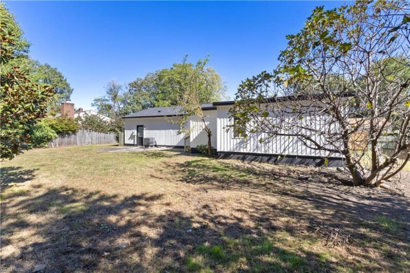 Photo 26 of 27 residential for sale in Poquoson virginia