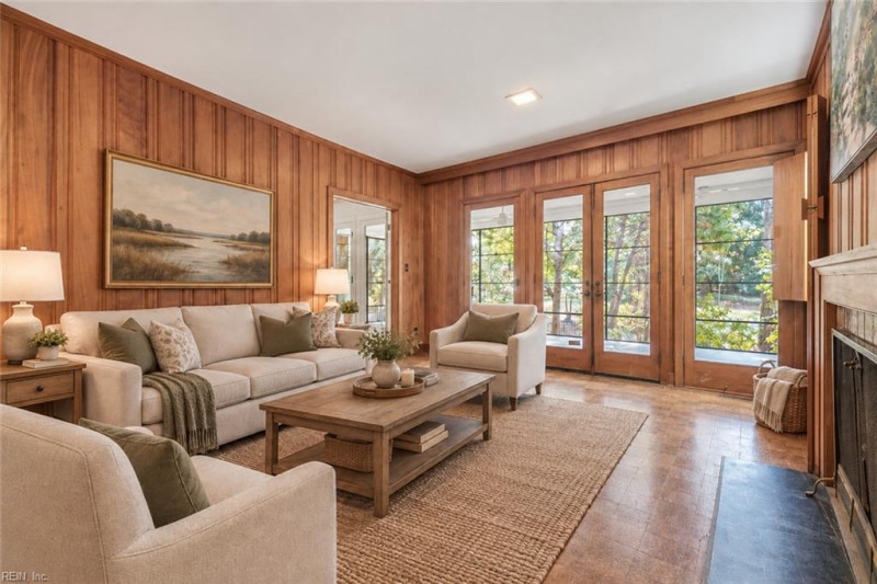 Photo 13 of 50 residential for sale in Norfolk virginia