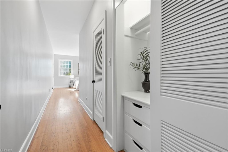 Photo 19 of 50 residential for sale in Norfolk virginia