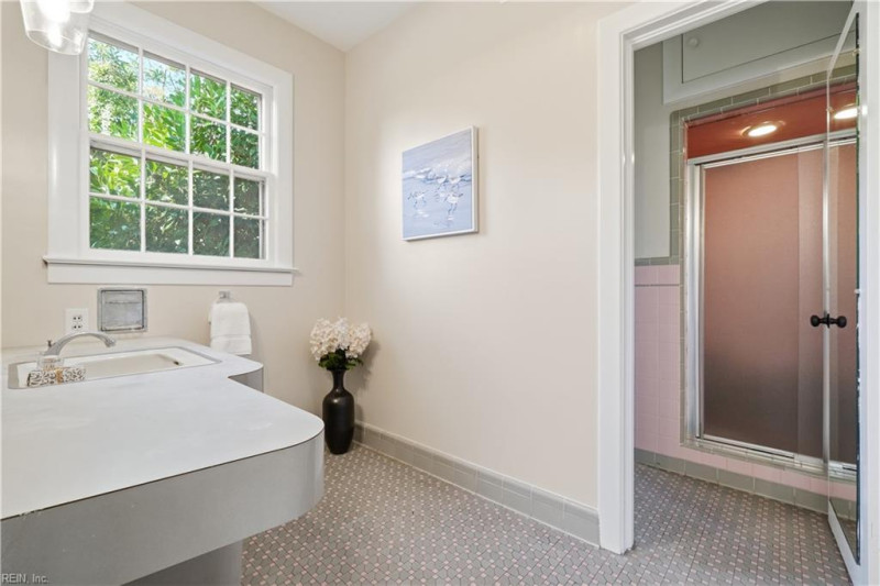 Photo 22 of 50 residential for sale in Norfolk virginia