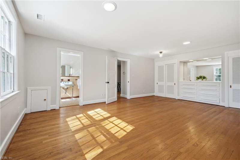Photo 26 of 50 residential for sale in Norfolk virginia