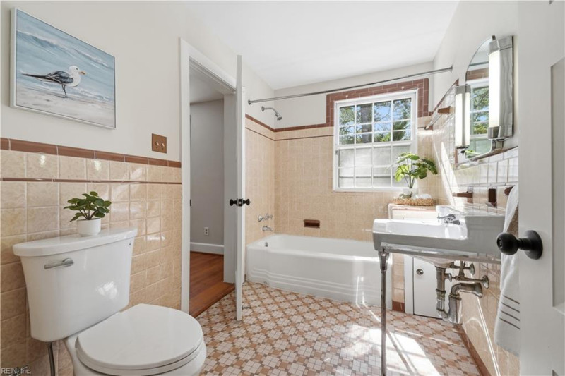 Photo 28 of 50 residential for sale in Norfolk virginia