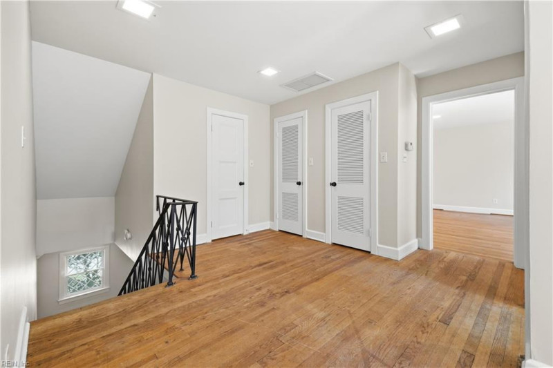 Photo 33 of 50 residential for sale in Norfolk virginia
