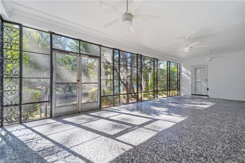 Photo 37 of 50 residential for sale in Norfolk virginia