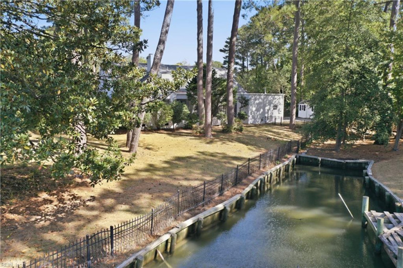Photo 44 of 50 residential for sale in Norfolk virginia