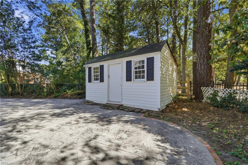 Photo 46 of 50 residential for sale in Norfolk virginia