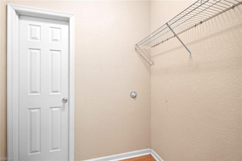 Photo 19 of 39 residential for sale in Chesapeake virginia