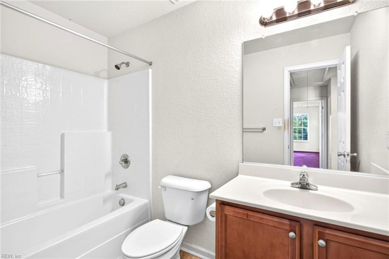 Photo 28 of 39 residential for sale in Chesapeake virginia