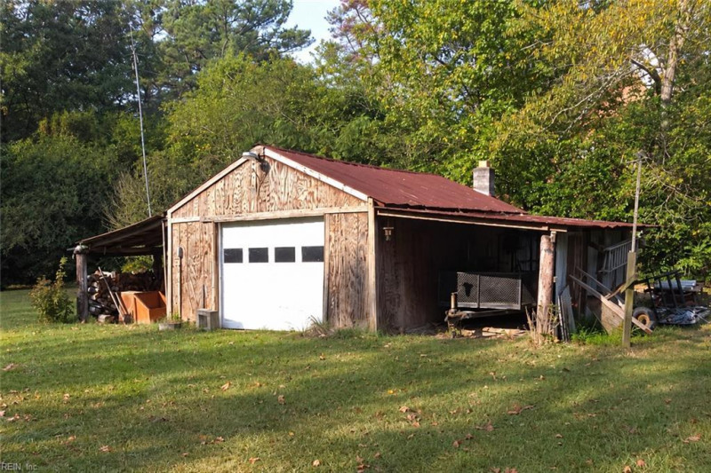 Photo 5 of 6 residential for sale in Chesapeake virginia Photo 5 of 6 residential for sale in Chesapeake virginia