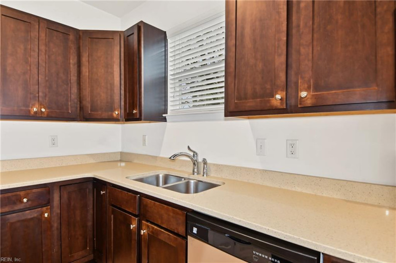 Photo 22 of 39 residential for sale in Chesapeake virginia
