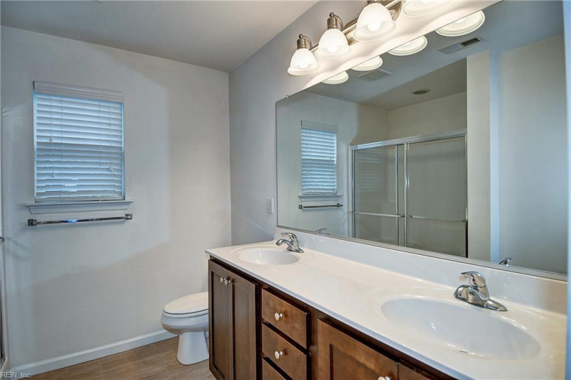 Photo 29 of 39 residential for sale in Chesapeake virginia