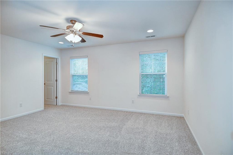 Photo 31 of 39 residential for sale in Chesapeake virginia