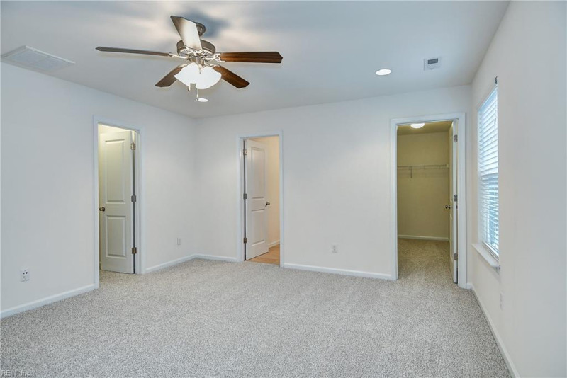 Photo 32 of 39 residential for sale in Chesapeake virginia