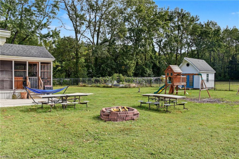Photo 42 of 44 residential for sale in Chesapeake virginia Photo 42 of 44 residential for sale in Chesapeake virginia