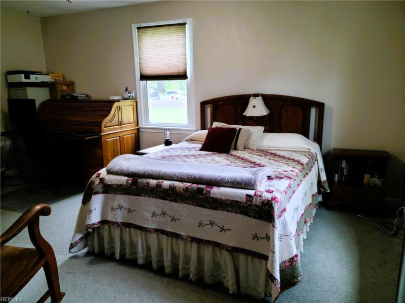 Photo 13 of 31 residential for sale in Chesapeake virginia Photo 13 of 31 residential for sale in Chesapeake virginia