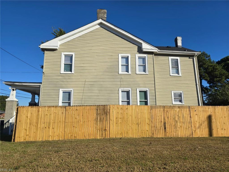 Photo 4 of 13 residential for sale in Portsmouth virginia Photo 4 of 13 residential for sale in Portsmouth virginia