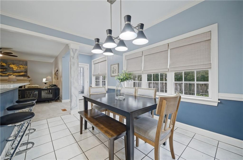 Photo 11 of 49 residential for sale in Virginia Beach virginia