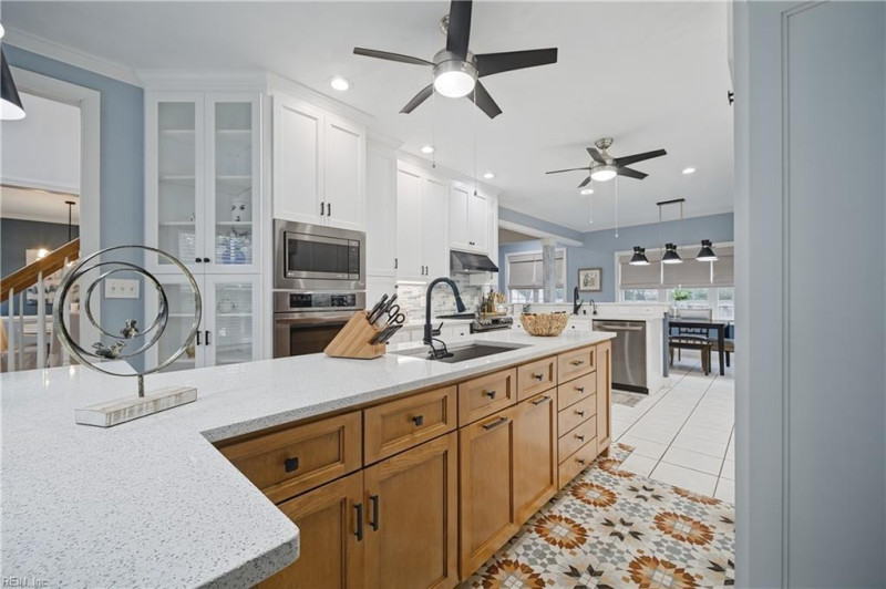 Photo 15 of 49 residential for sale in Virginia Beach virginia
