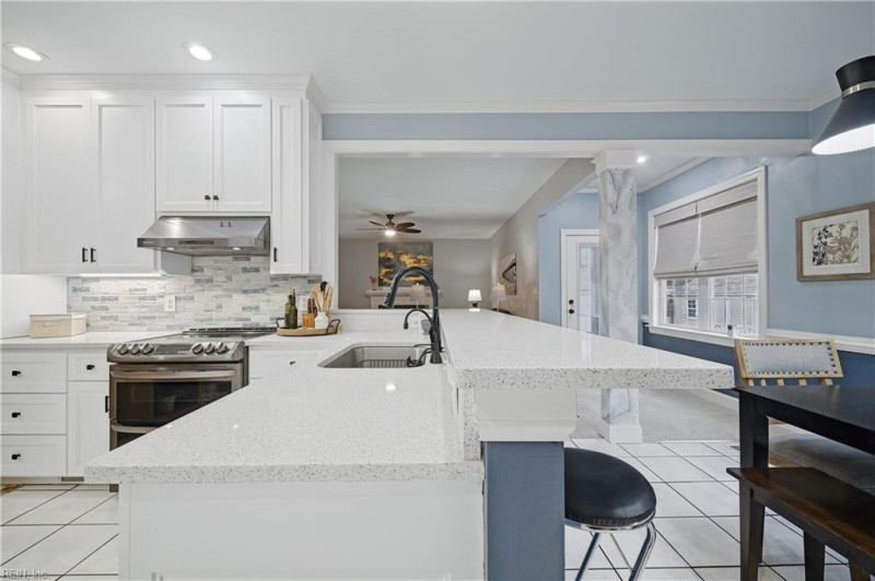 Photo 20 of 49 residential for sale in Virginia Beach virginia