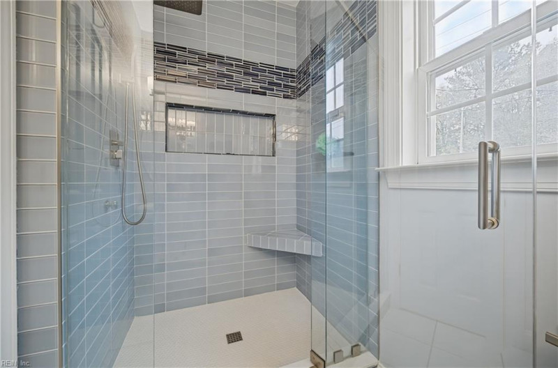 Photo 21 of 49 residential for sale in Virginia Beach virginia