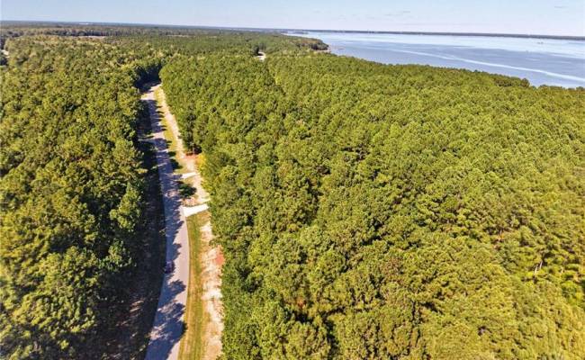 2029 Lawnes Neck Drive, Isle of Wight County, VA 23430