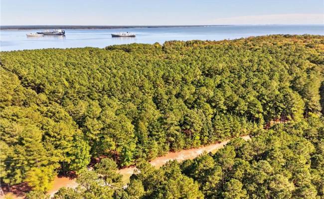2029 Lawnes Neck Drive, Isle of Wight County, VA 23430