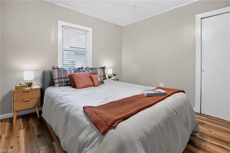 Photo 23 of 28 residential for sale in Williamsburg virginia