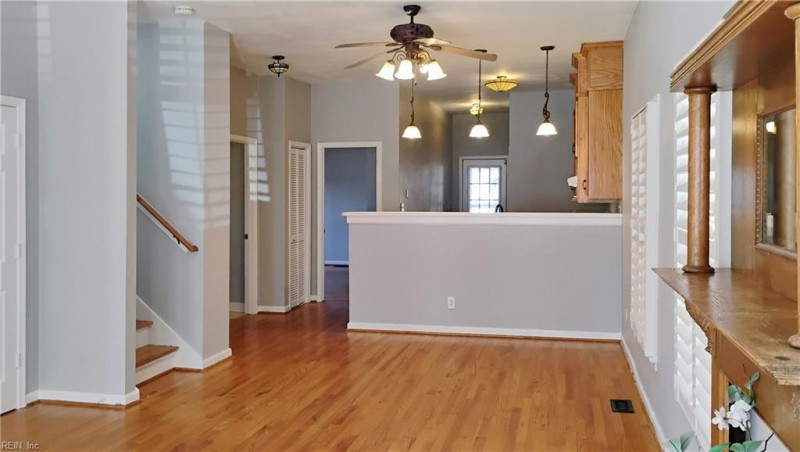 Photo 13 of 38 residential for sale in Portsmouth virginia