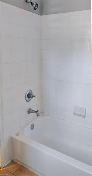 Photo 24 of 38 residential for sale in Portsmouth virginia