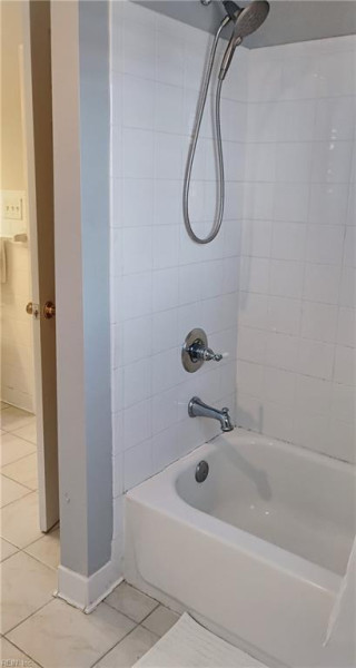 Photo 30 of 38 residential for sale in Portsmouth virginia