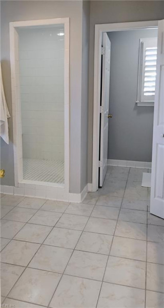 Photo 33 of 38 residential for sale in Portsmouth virginia