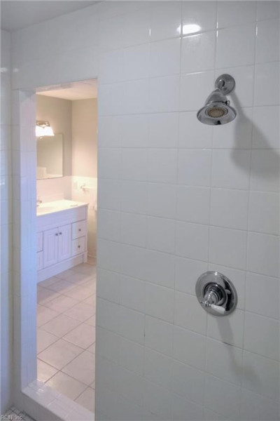Photo 36 of 38 residential for sale in Portsmouth virginia