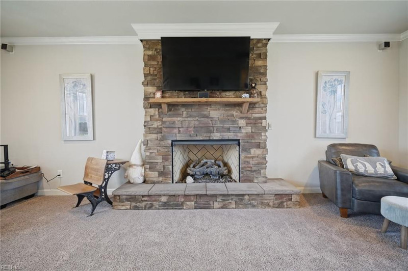 Photo 4 of 50 residential for sale in Chesapeake virginia Photo 4 of 50 residential for sale in Chesapeake virginia