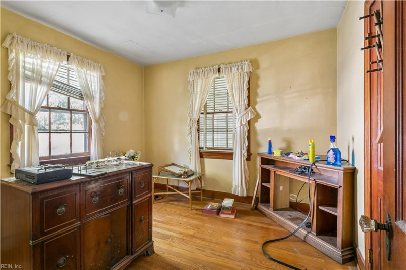 Photo 10 of 50 residential for sale in Newport News virginia Photo 10 of 50 residential for sale in Newport News virginia