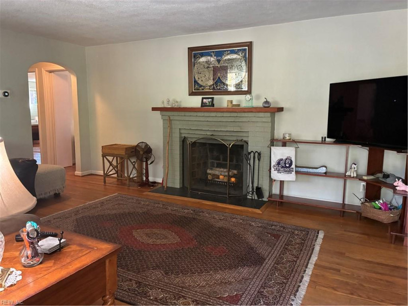 Photo 4 of 25 residential for sale in Norfolk virginia Photo 4 of 25 residential for sale in Norfolk virginia