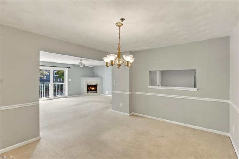 Photo 12 of 32 residential for sale in Virginia Beach virginia