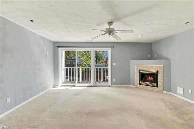 Photo 5 of 32 residential for sale in Virginia Beach virginia
