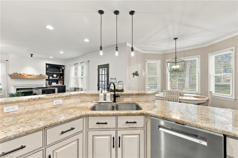Photo 8 of 50 residential for sale in Chesapeake virginia Photo 8 of 50 residential for sale in Chesapeake virginia