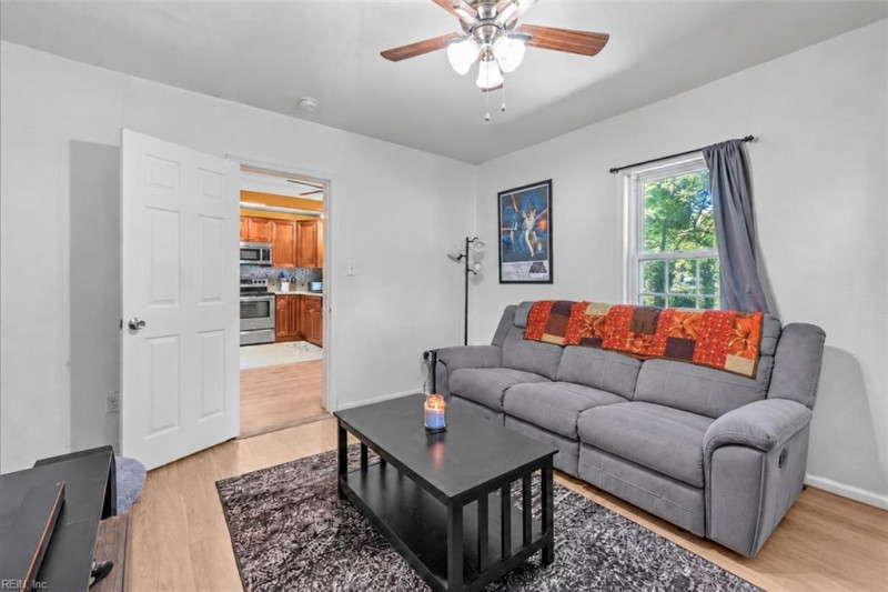 Photo 23 of 29 residential for sale in Portsmouth virginia