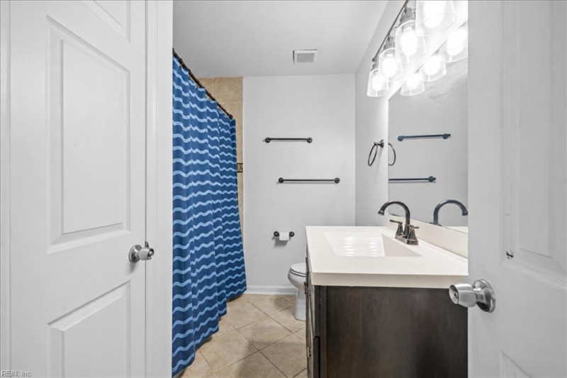 Photo 24 of 29 residential for sale in Portsmouth virginia