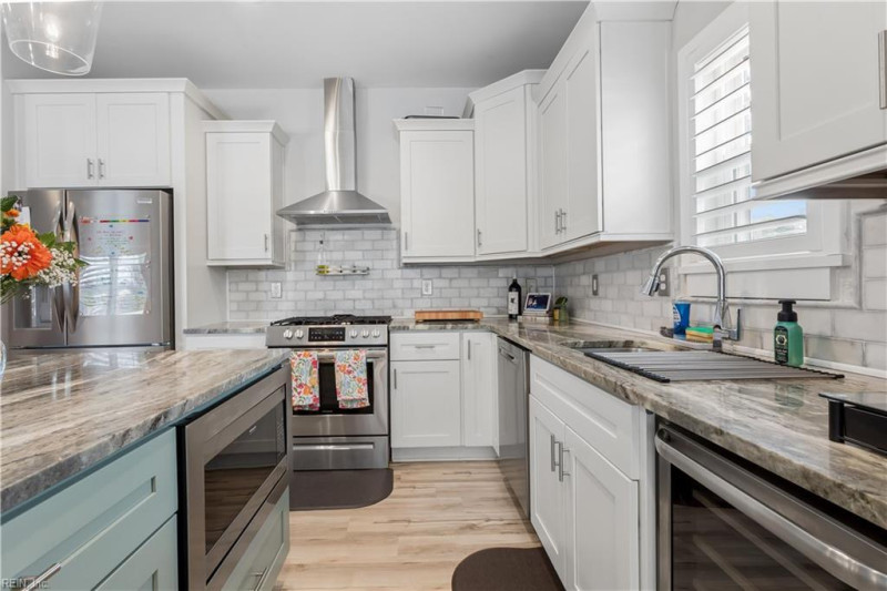 Photo 15 of 46 residential for sale in Virginia Beach virginia