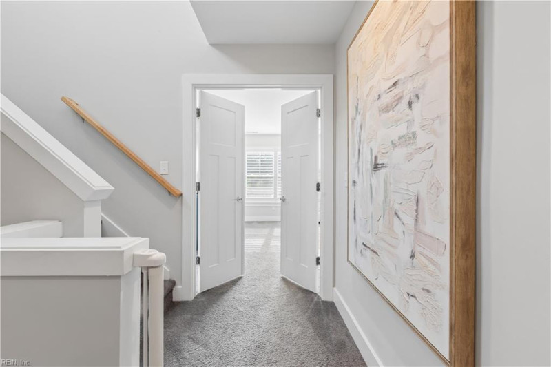 Photo 17 of 46 residential for sale in Virginia Beach virginia