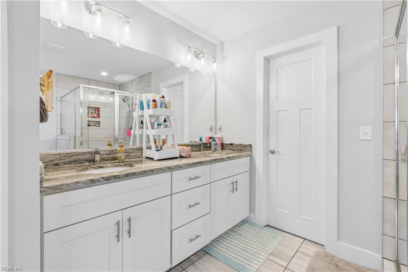 Photo 23 of 46 residential for sale in Virginia Beach virginia