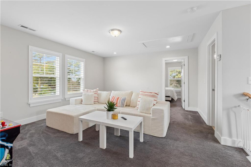Photo 34 of 46 residential for sale in Virginia Beach virginia