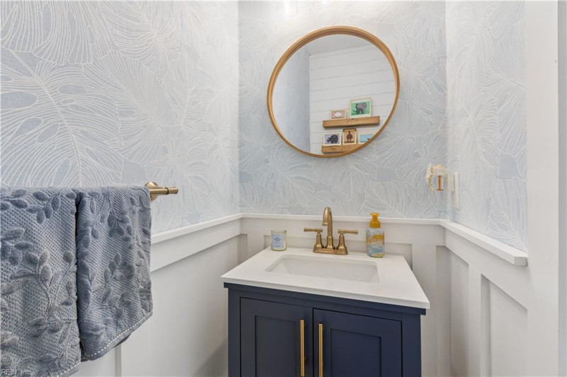 Photo 6 of 46 residential for sale in Virginia Beach virginia