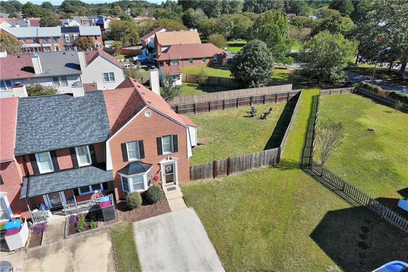 Photo 33 of 44 residential for sale in Chesapeake virginia Photo 33 of 44 residential for sale in Chesapeake virginia
